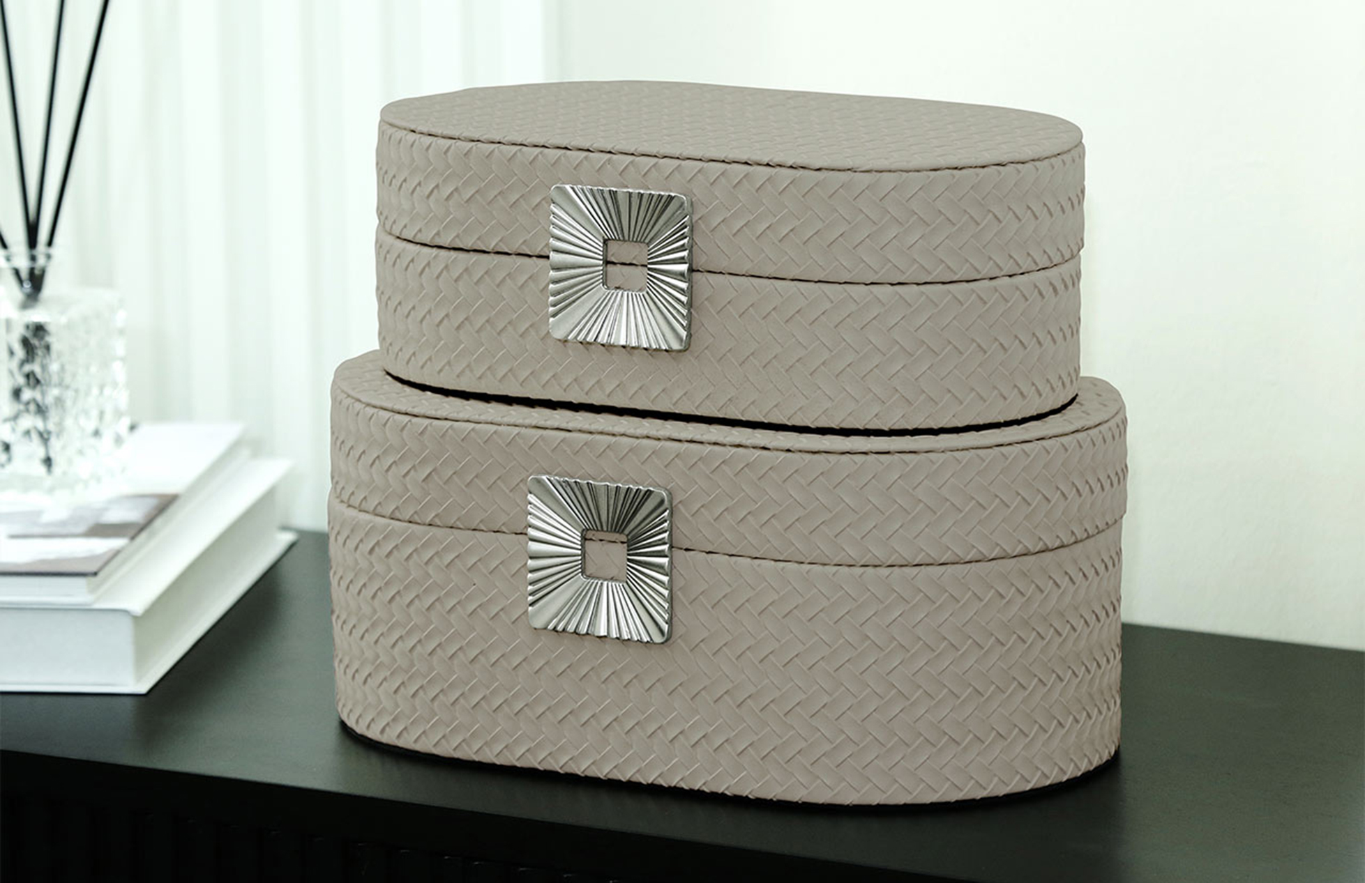 Lina Home is the Wholesale furniture brand in Scotland UK. They also offer wholesale lighting and Trays